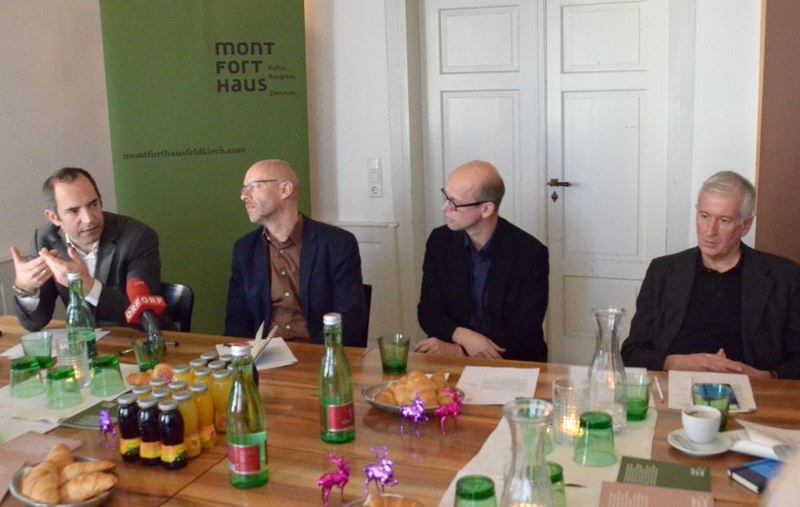 Edgar Eller, Folkert Uhde, Hans-Joachim Gögl und Wilfried Berchtold mussten beim Pressegespräch noch viele Fragen unbeantwortet lassen.