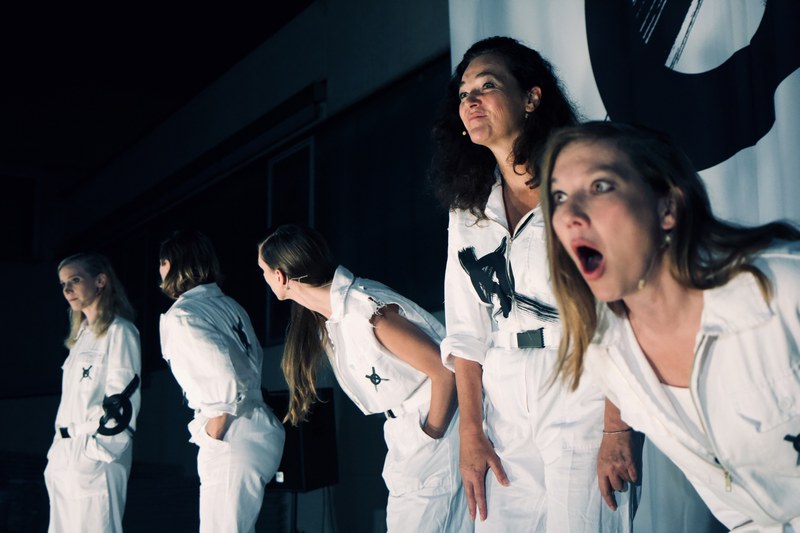 Fünf großartige Schauspielerinnen im neuen Stück von UNPOP „Die Politiker" von Wolfram Lotz