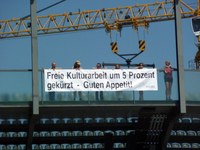 Protestaktion der IG Kultur Vorarlberg im Rahmen der Festspiel-Eröffnung