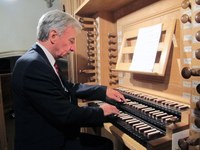 Bruno Oberhammer hat für einen Bildband die Montafoner Orgellandschaft  dokumentiert und an den historischen Orgeln von Tschagguns eine CD eingespielt - Herausragend in ihrer Dichte, Vielfalt und Qualität