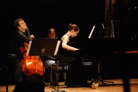 Im Einklang miteinander - Anna Magdalena Kokits am Klavier und Alexander Gebert am Violoncello spielten atemberaubende Werkdeutungen