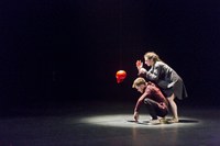 Im nebulösen Reich zwischen Leben und Tod – Die imPerfect Dancers Company präsentiert „Hamlet“ beim Bregenzer Frühling