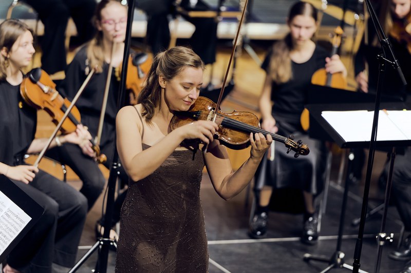 Die Solistin Jasmin Mönkkönen stammt aus Finnland. (Foto: Victor Marin)