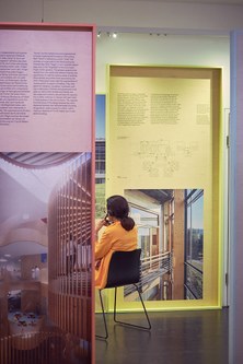 Die Ausstellungsstationen sind den „heilenden Sieben“ zugeordnet. (Foto: Darko Todorovic)