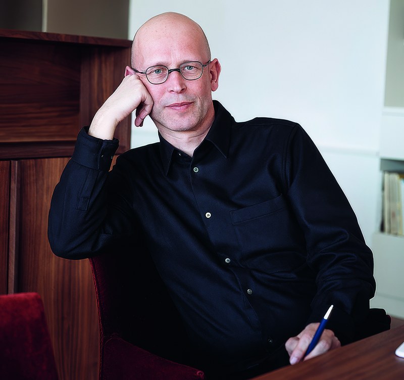 Hans-Joachim Gögl hat mit „Vatertag“ seinen ersten Roman veröffentlicht.(Foto: Lucas Breuer)