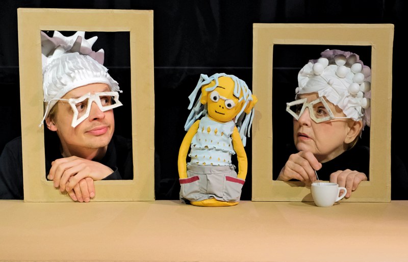 Luaga und Losna will sein Publikum nicht nur dazu einladen, Theater zu sehen. Es lädt dazu ein, genauer hinzusehen – zum Beispiel am 4.9. mit dem Stück „Nett!“ (6+) im Theater am Saumarkt. (Foto: Luigi Consalvo)