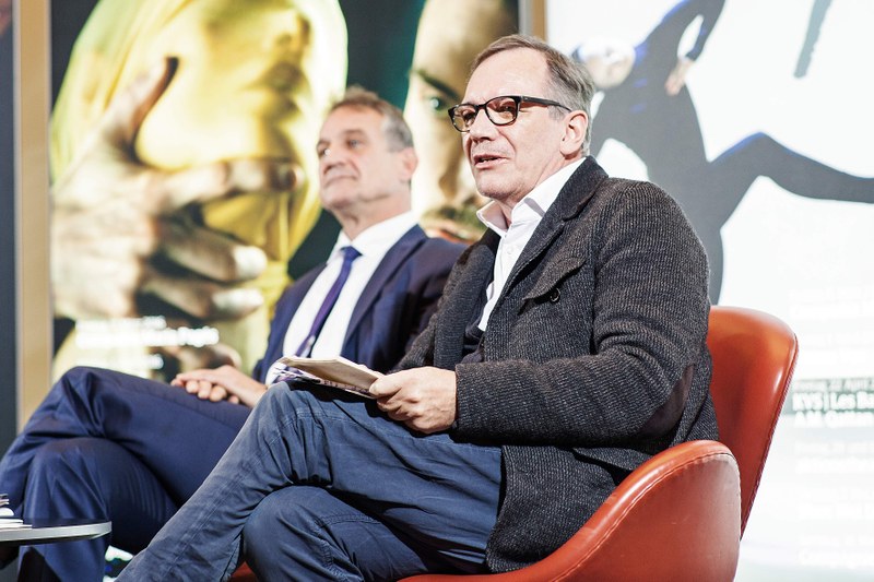 Nach 28 Jahren geht die Ära von Wolfgang Fetz als Kulturamtsleiter der Stadt Bregenz zu Ende (Im Bildhintergrund: Bürgermeister Markus Linhart)