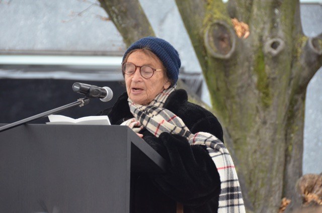 Die 1929 in Budapest geborene Philosophin und Holocaust-Überlebende Ágnes Heller hielt die Festrede anlässlich der Enthüllung des Deserteurs- und Widerstandsmahnmals am Sparkassenplatz in Bregenz.
