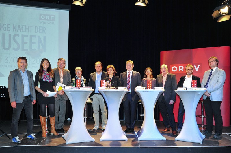 v.l.n.r.: Mag. Thomas Rothmund (BORG Götzis); Güzinde Izmirli (ÖBB Regionalmanagement Vorarlberg); Gerhard Mayer (ÖBB Regionalmanagement Vorarlberg); Inge Hillberger (Museum Rheinschauen); Chefredakteur Gerold Riedmann (VN); Kulturkoordinatorin Jasmin Ölz (ORF); Landesdirektor Markus Klement (ORF); Susanne Fink (Kulturabteilung Land Vorarlberg); Intendant Alois Ospelt (Radio L); Thomas Soraperra (Kunstmuseum Liechtenstein); Andreas Brugger (Montafoner Museen) (Fotos: ORF / Fotograf: Werner Micheli)