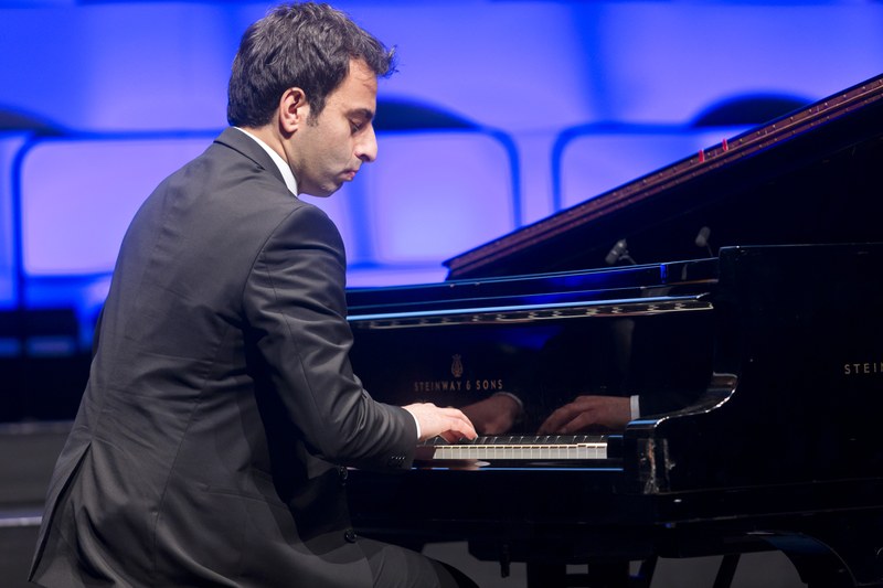 Zum Abschluss musizierte Yunus Kaya das Werk "Bis ich ruhe in dir" von Marcus Nigsch mit viel Aussagekraft.