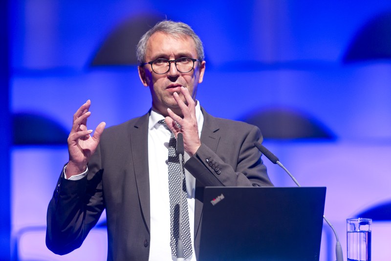 Roland Scherer von der Universität St. Gallen ging in seinem Referat der Frage nach, was eine Region erfolgreich macht.
