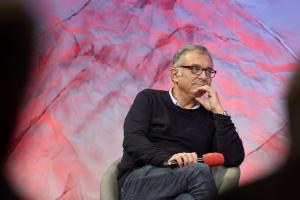 Andreas Homokis Inszenierung hat es geschafft, ohne großes Spektakel sowohl Publikum als auch die Presse ihren Bann zu ziehen. (Foto: Anja Köhler)