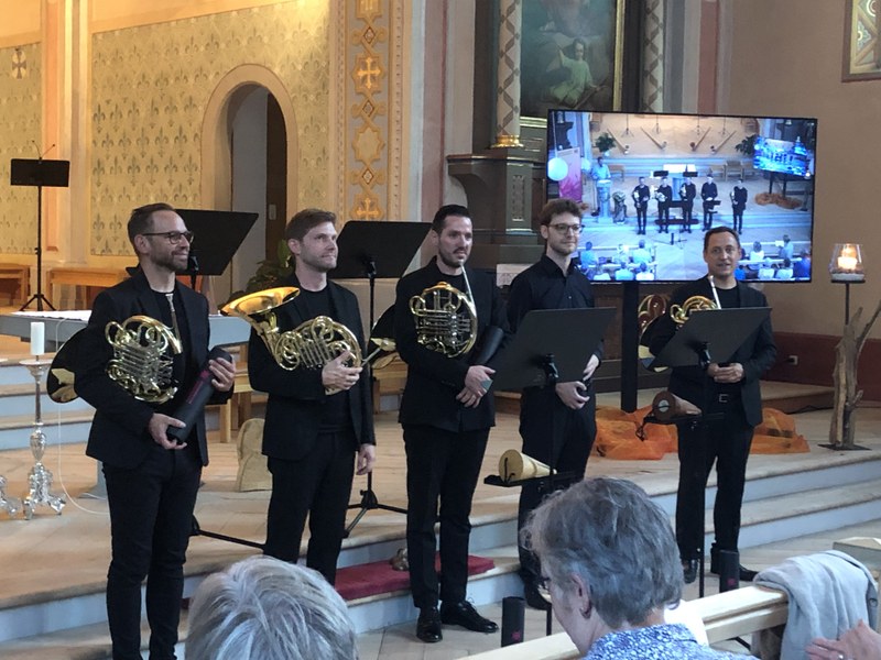 Von links: Christoph Ellensohn, Martin Schöch, Lukas Rüdisser, der Organist Michael Schöch und Andreas Schuchter