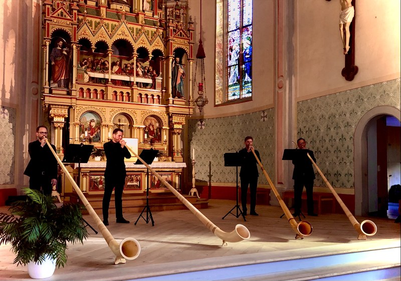 Vier Alphörner, gespielt vom Rheingold Quartett