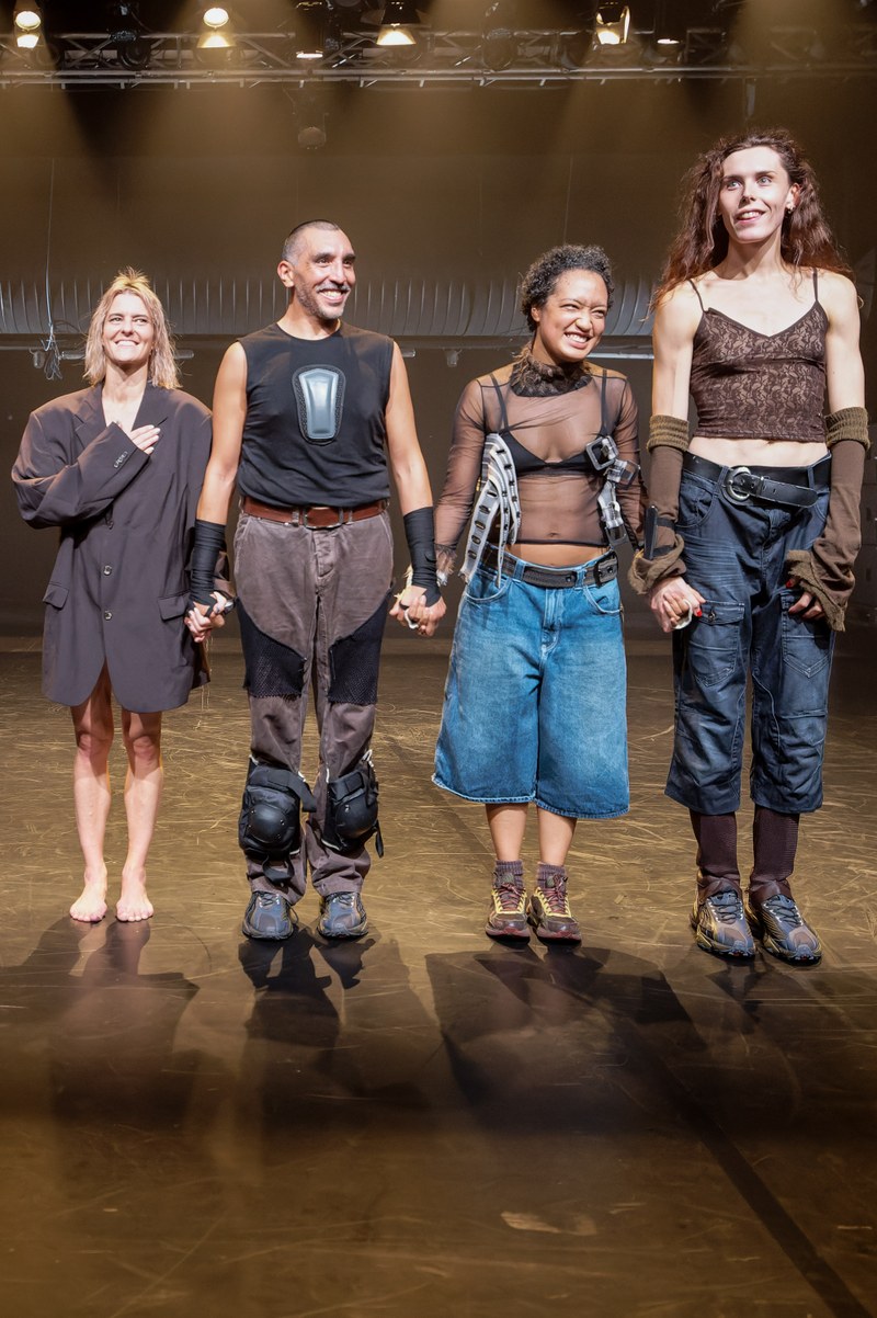 Lucia Garciá Pullés, Marcos Arriola, Célia Coulibaly und Lara Chanel sorgten für restlose Begeisterung und wurden x-fach auf die Bühne zurückgeholt (Foto: Stefan Hauer)