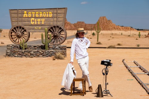 Wes Anderson liebt es nicht nur zu inszenieren, sondern auch die Selbstinszenierung. 