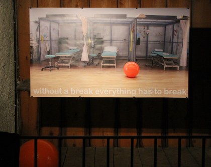 Petra Buchegger: "Without a break everything has to break". Plakatdruck, 2015