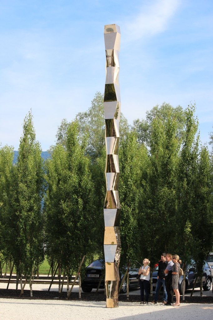 Unter starkem Einfluss von Constantin Brancusi: Gottfried Bechtolds "Column of Infinite" (Foto: Karlheinz Pichler)