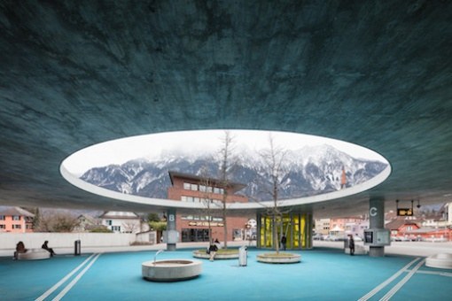 Der Busbahnhof Schaan, gesehen von HG Esch