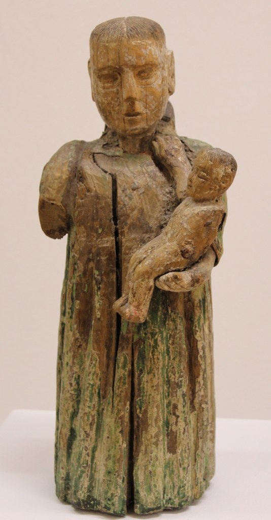 Madonna mit Kind, alpenländisch, Holz, Reste polychromer Fassung