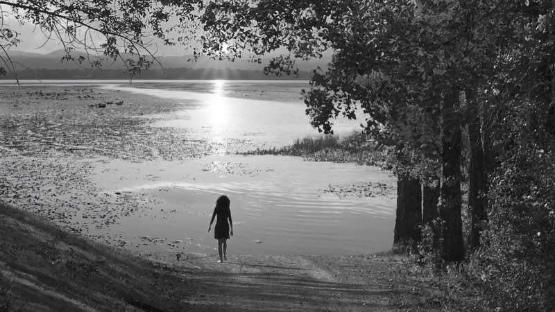Shirin Neshat: "Sarah Out" (Video-Still)
