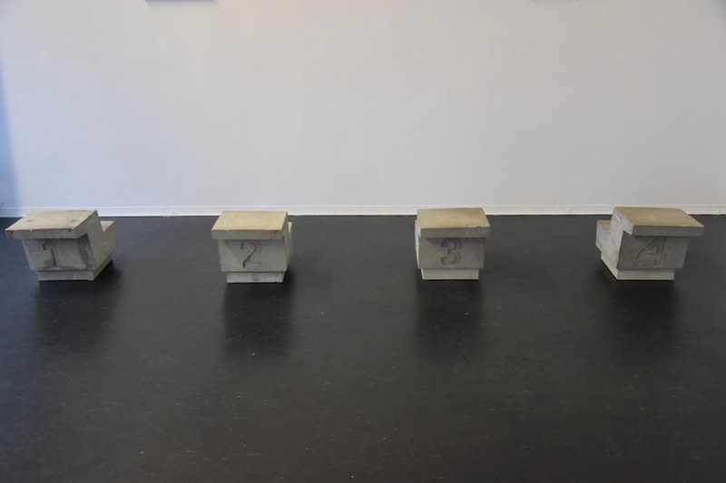 Ina Weber: Startblöcke, armierter Beton, 2004/2019