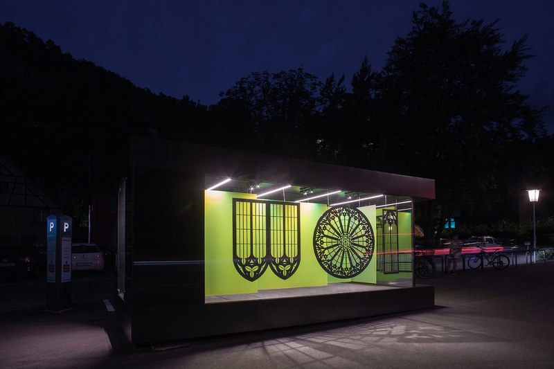 Installation von Andrea Gassner in der Kunstbox am Jahnplatz (© Cornelia Hefel)