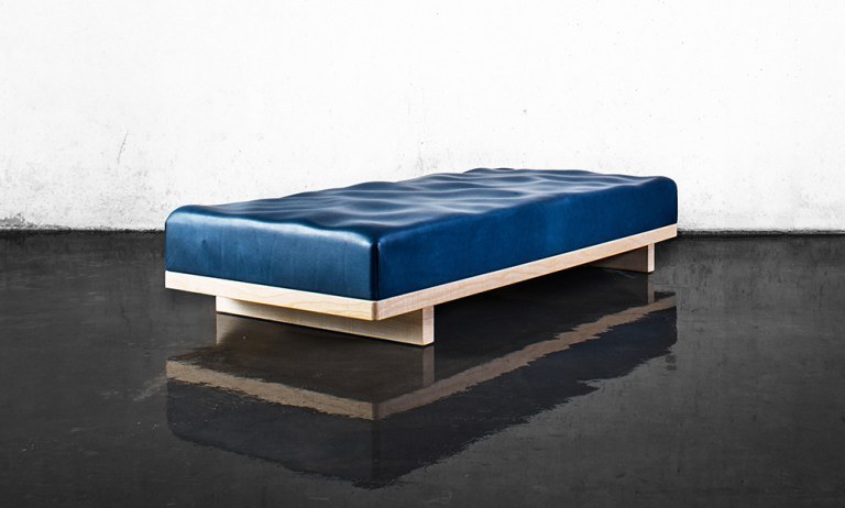 Windstärke 5, Designer: Felix Pöttinger; Werkstatt: Mohr Polster - zu sehen in der Sonderausstellung "Handwerk + Form" (© Diaméter Collective)