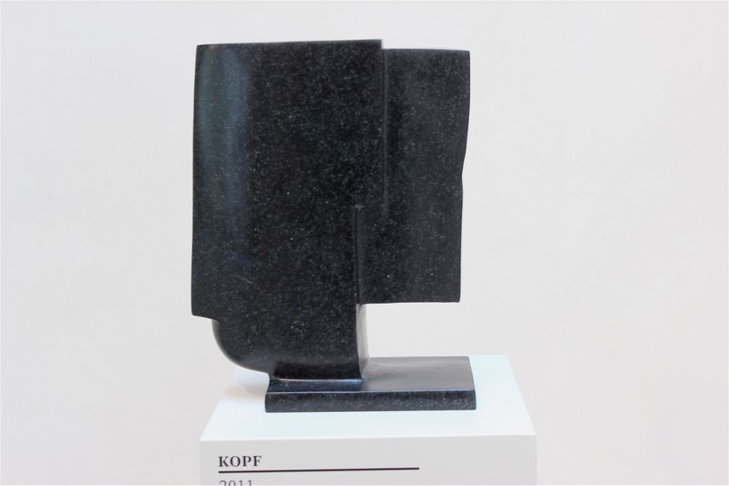Herbert Albrecht: Kopf, 2011, Diabas