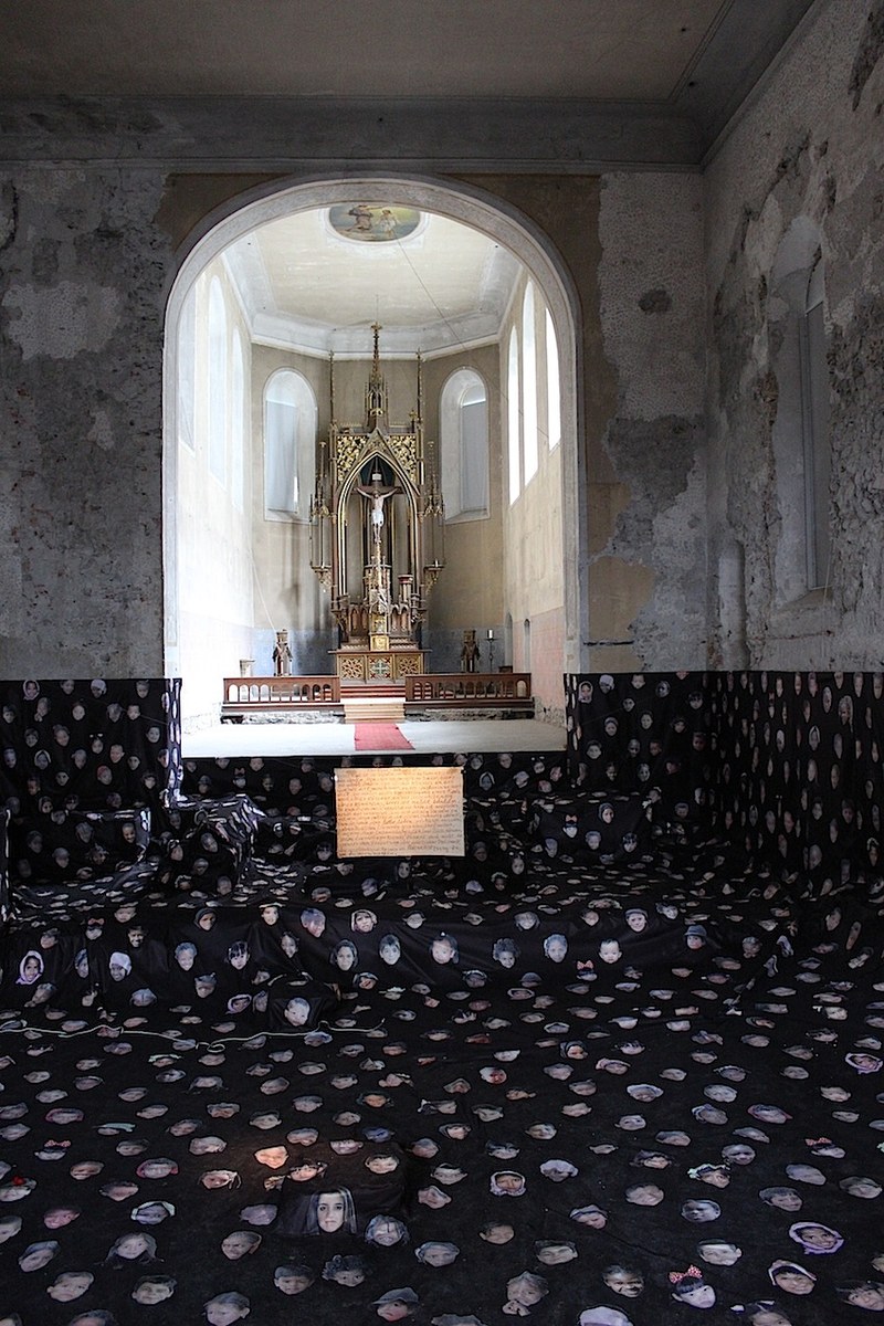 "Kinderleid": Installationsansicht