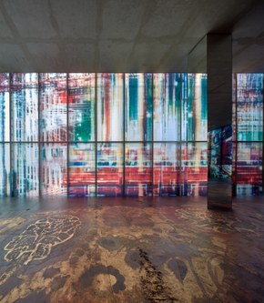 Adrián Villar Rojas: The Theater of Disappearance, 2017, Ausstellungsansicht Erdgeschoss, Kunsthaus Bregenz (Foto: Jörg Baumann, © Adrián Villar Rojas, Kunsthaus Bregenz)
