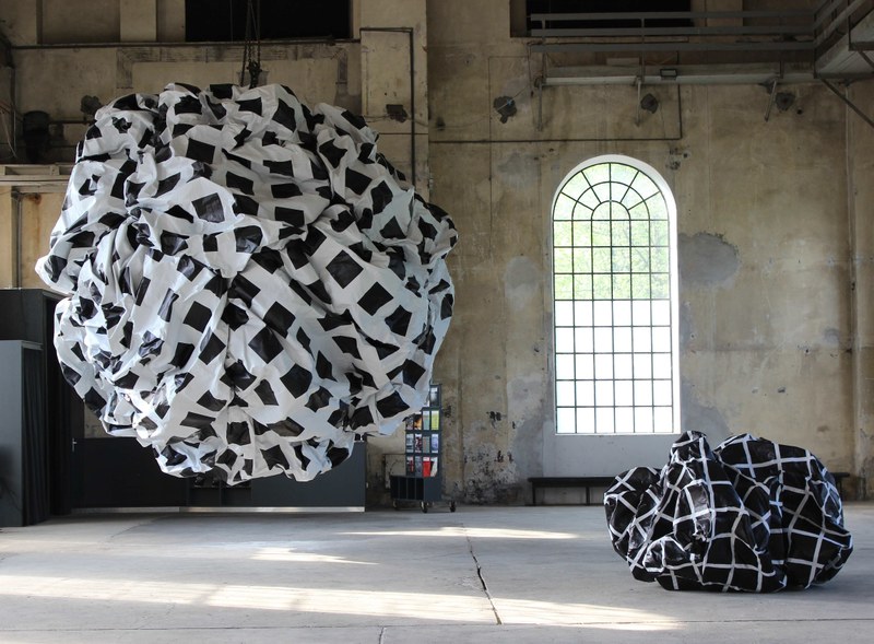 Esther Stocker: Ausstellungsansicht