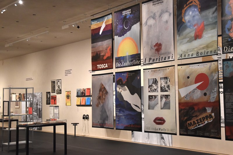 Reinhold Luger: Graphische Provokation (Blick in die Ausstellung)