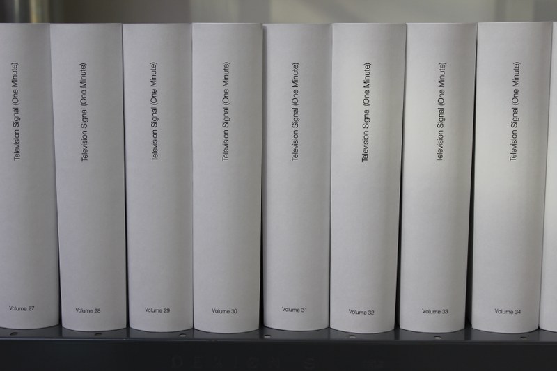 Ruben Aubrecht: Television Signal (One Minute) - Detail