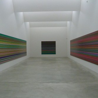 Gerhard Richter: Streifen und Glas - Blick in die Ausstellung (Foto: Kapi)