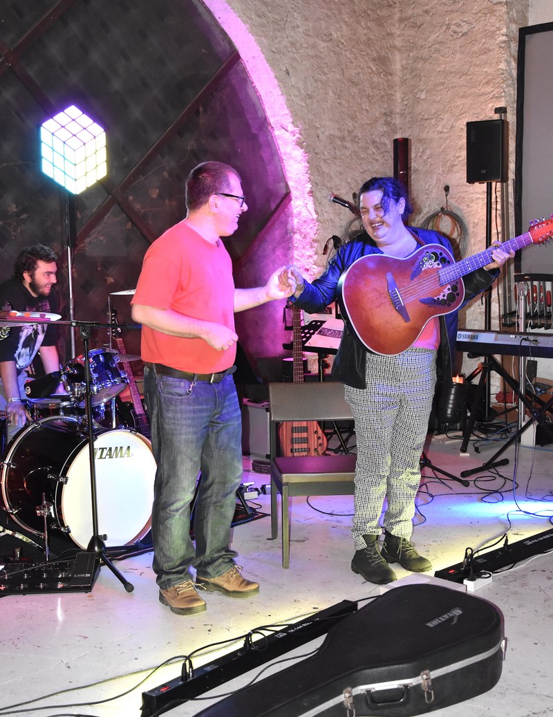 Mitternachtseinlage bei ArtQuer: Uwe Filzmoser, Alex Sutter und Drummer Julian Sutter (alle Fotos: Karlheinz Pichler)