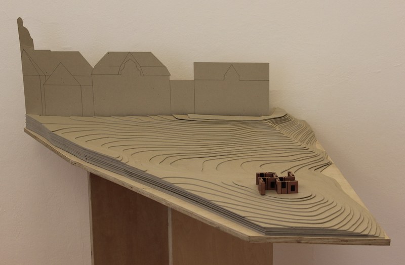 Ab sofort im Kunstschauraum des KUB zu sehen: Modell eines Lesepavillon für Eremiten von Per Kirkeby (Foto: Karlheinz Pichler)