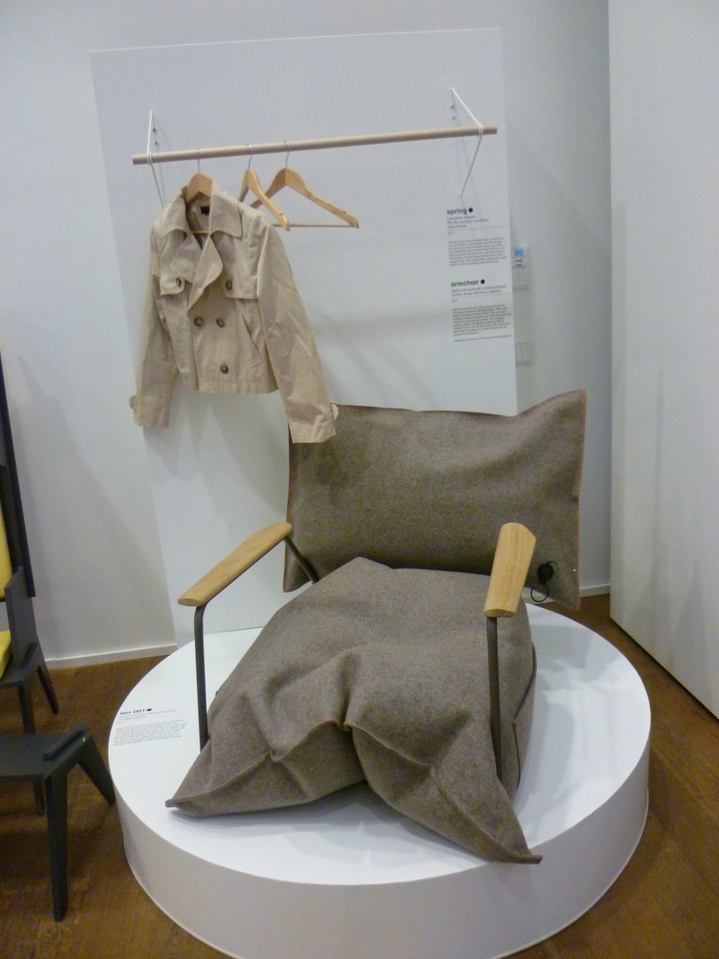 Der Stuhl „Armchair“ vom polnischen Designerduo Agata Kulik-Pomorska und Paweł Pomorski
