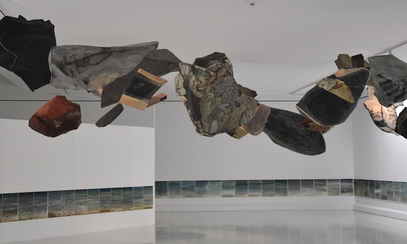 Hannes Ludescher: Lichte Steine - Blick in die Ausstellung