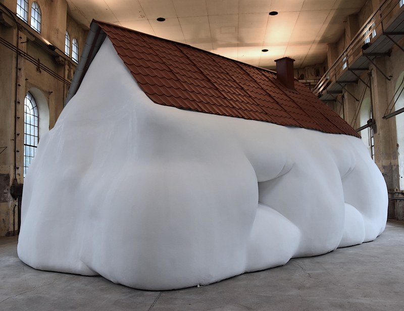 Erwin Wurm: "Fat House"