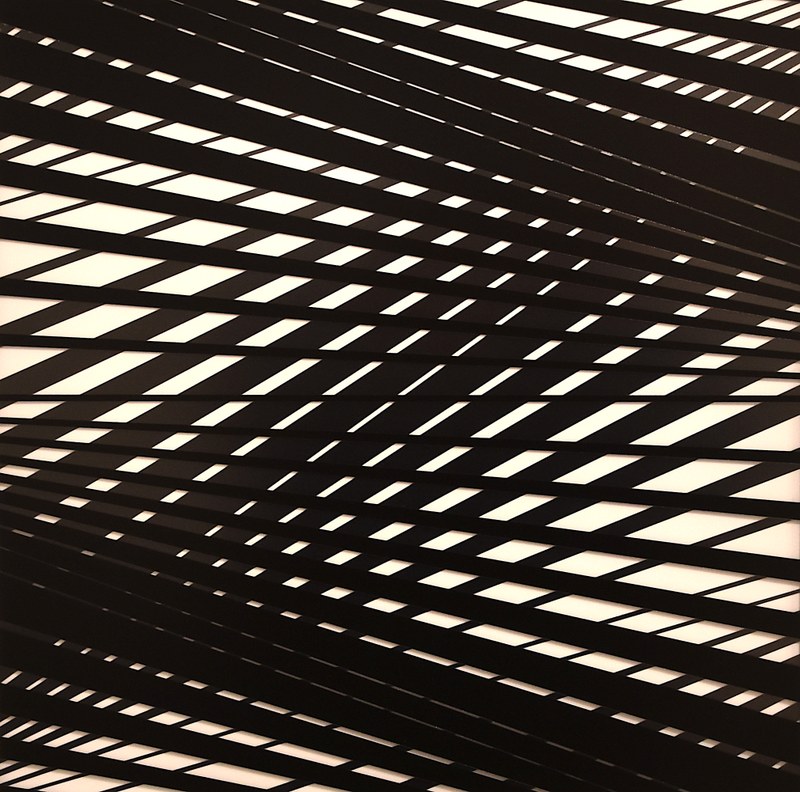 Rolf Schneebeli: Schwarz-Schwarz 29A, Acryl auf Holz u. Glasfaser (Fotos: Karlheinz Pichler)