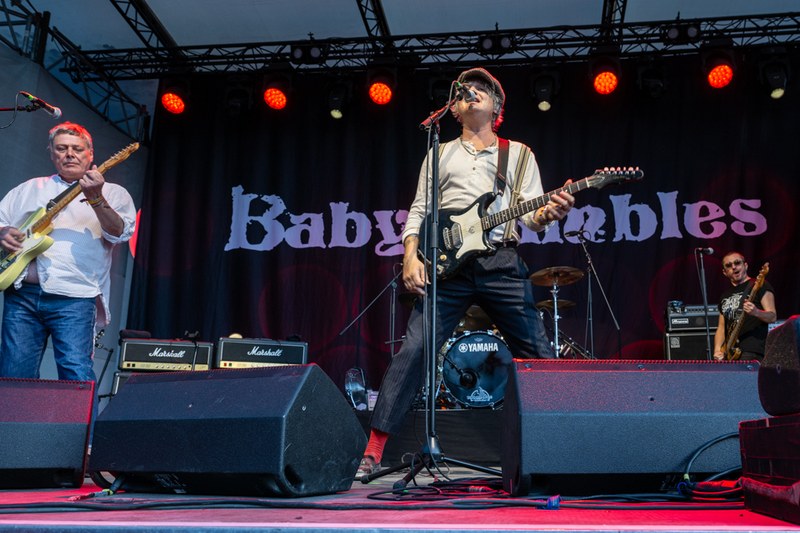 Die Babyshambles spielten, befreit von allen Eskapaden, locker und gekonnt auf. (Fotos: Daniel Furxer)