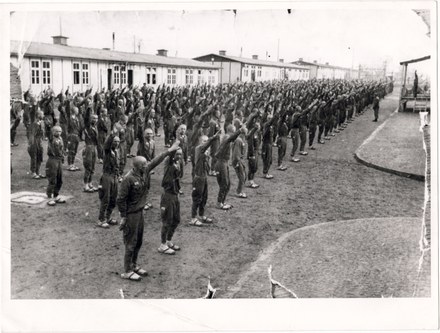 Appellplatz Mauthausen: Das Konzentrationslager Mauthausen war ursprünglich v. a. für „Asoziale“ und „Berufsverbrecher“ errichtet worden (Foto: Mauthausen Memorial)