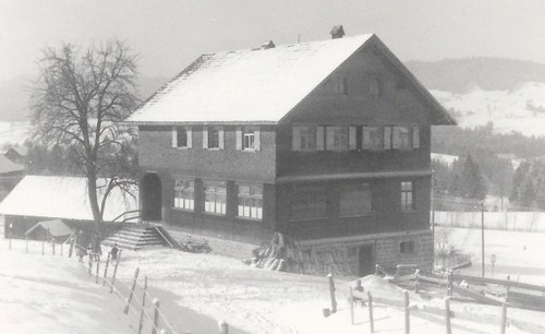 An der Volksschule Alberschwende-Dreßeln unterrichtete Albert Schelling von 1946 bis 1953.