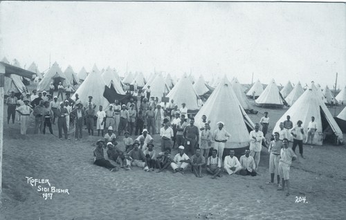 Im britischen Gefangenenlager Sidi Bishr nahe Alexandria schrieb Eduard Fritz an seinem Manuskript zum „Phantast in der Vorhölle“ (© Kolonialarchiv Mannheim, Foto: Claus Engelhart)