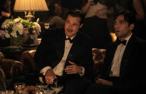 Der Anfang vom Ende: Brad Pitt als Filmproduzent und sein Mitstreiter (Diego Calva) im Zeichen von Tonfilm und Production Code.