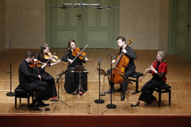 Das Armida Quartett und Sabine Meyer an der Klarinette (Foto: Schubertiade)