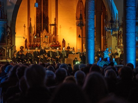 Die Capella de la Torre und der Kammerchor Feldkirch unter der Leitung von Benjamin Lack (Foto: Lucas Breuer)