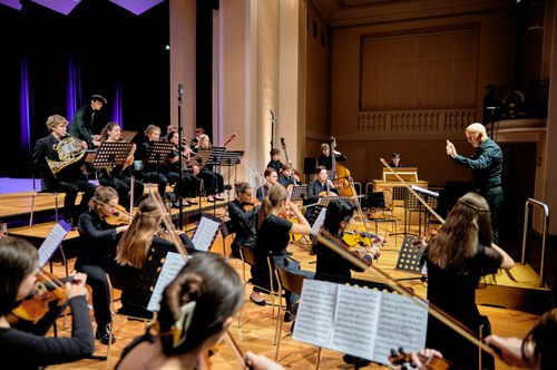 Die großartige Bläsertruppe der Stella Sinfonietta  (Foto: Victor Marin)