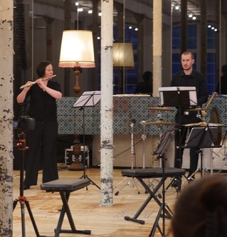Anja Nowotny-Baldauf und Bertram Brugger spielten mit ungewöhnlichen Instrumentenkombinationen.